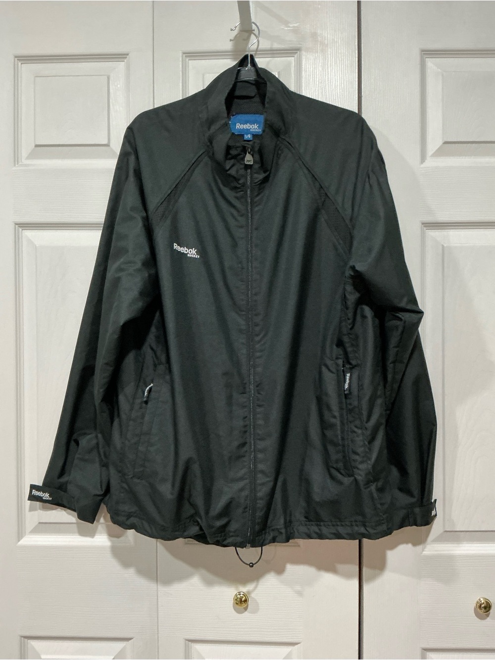 💙 Reebok Hockey Men’s Black Jacket / Windbreaker - Large (01602)
